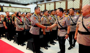 Kapolri-Pimpin-Penutupan-Pendidikan-Sespim-Polri-Tahun-Ajaran-2025-di-Lemdiklat-Polri