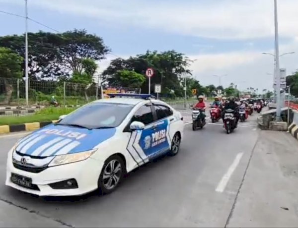 Puncak Mudik, Polres Pelabuhan Tanjungperak Lakukan Rekayasa Lalu Lintas di Suramadu