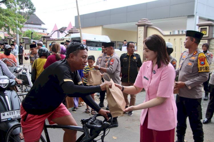 Sinergi di Bulan Ramadhan Polres Sumenep Bersama Lintas Instasi Berbagi Takjil