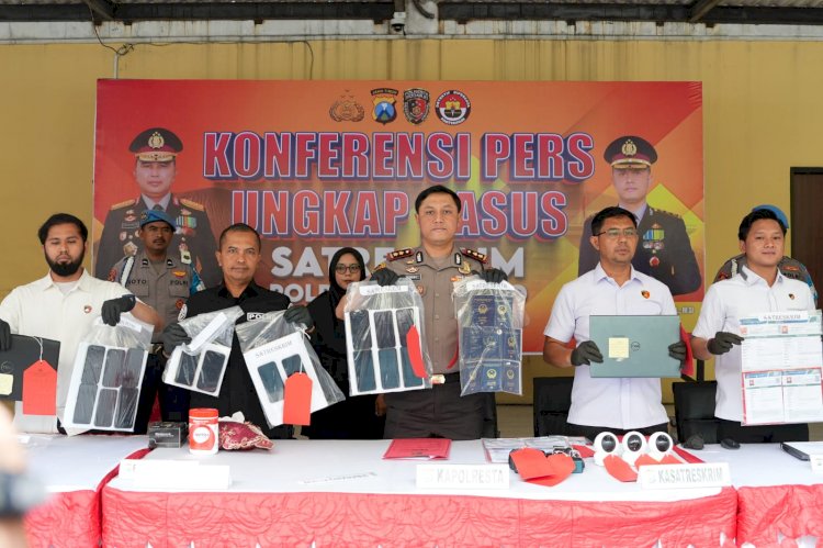 Polresta Sidoarjo Ungkap Penipuan Online Libatkan WNA Vietnam